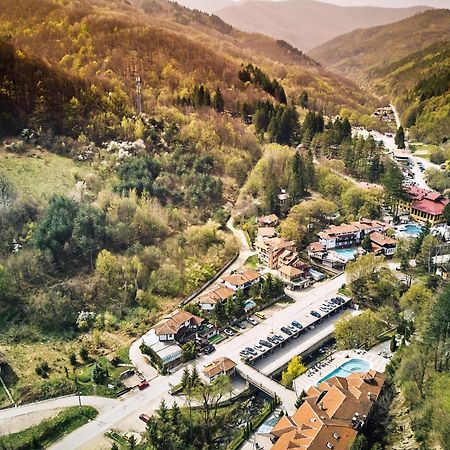 Вълеви Къщи Chiflik Extérieur photo